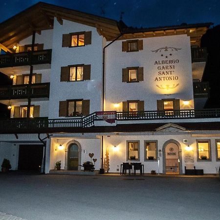 Hotel Garni Sant'Antonio Con Spa Мадонна-ди-Кампильо Экстерьер фото
