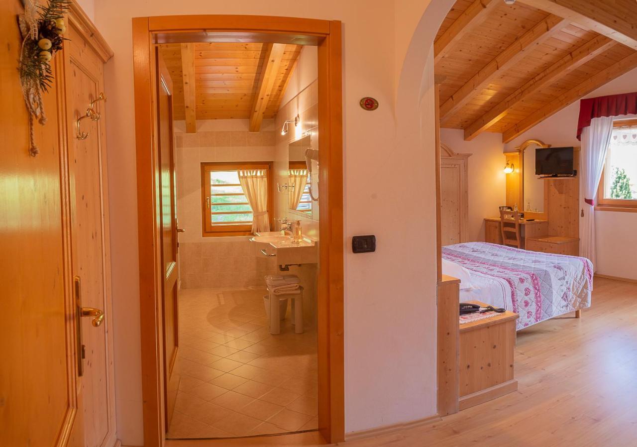 Hotel Garni Sant'Antonio Con Spa Мадонна-ди-Кампильо Экстерьер фото