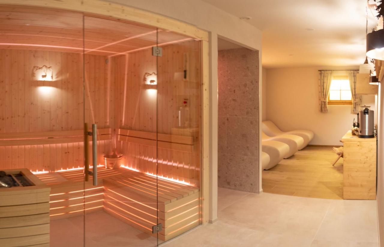 Hotel Garni Sant'Antonio Con Spa Мадонна-ди-Кампильо Экстерьер фото