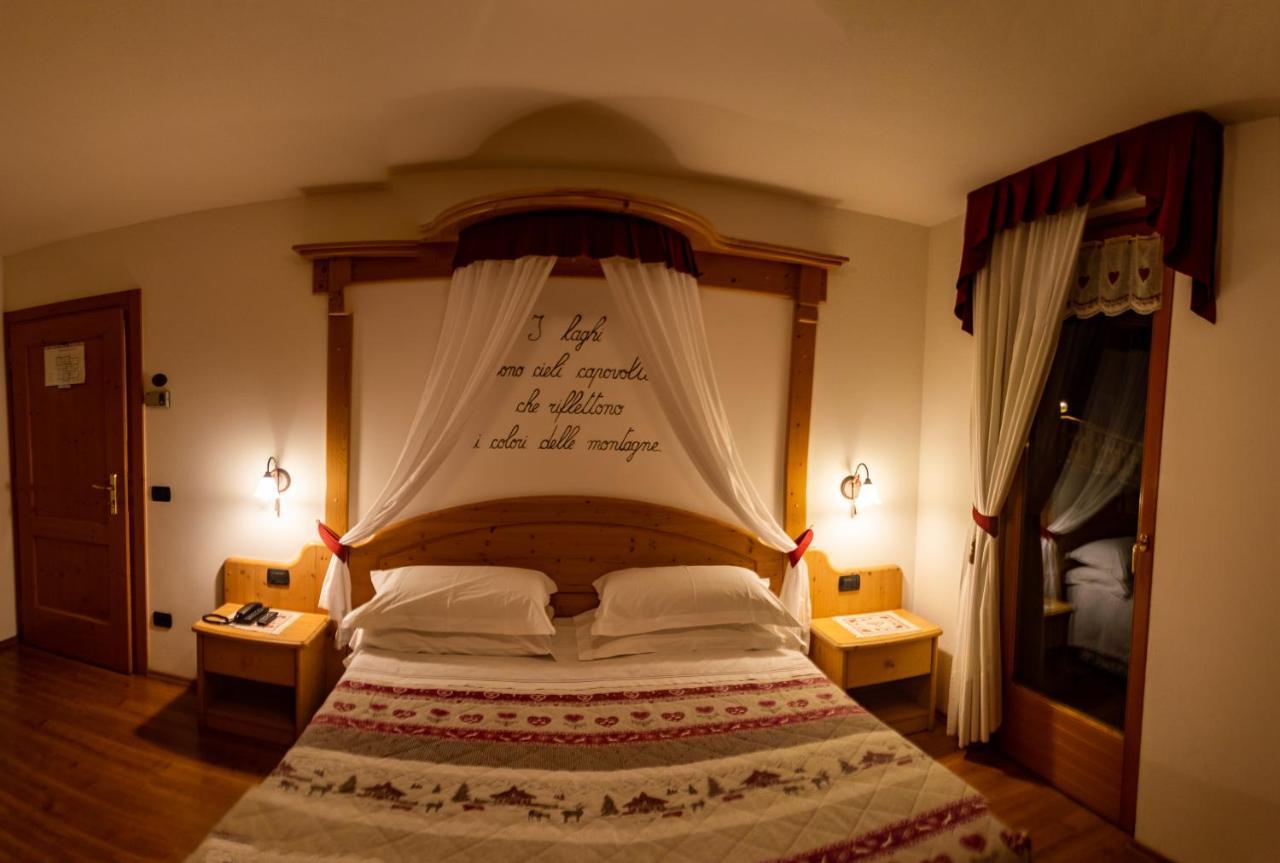 Hotel Garni Sant'Antonio Con Spa Мадонна-ди-Кампильо Экстерьер фото